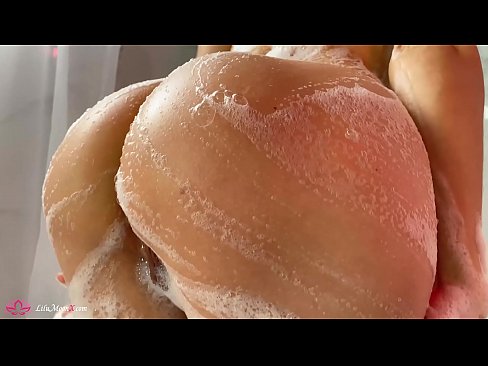 ❤️ Bruneta își masturbează păsărica cu un vibrator până la orgasm intens în duș at porn ro.xsexshop.ru ❤